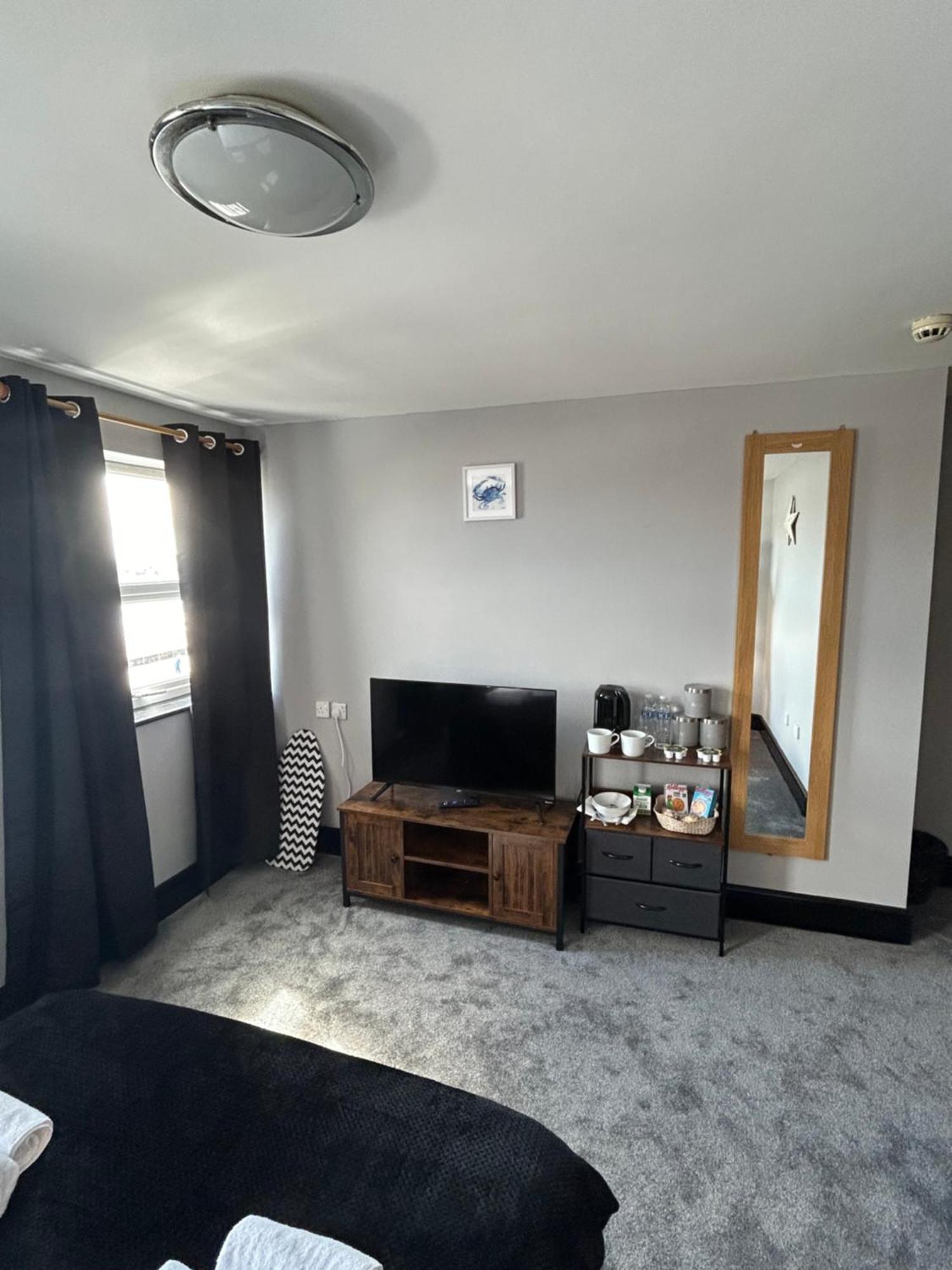 Bay View Rooms At Mentone Hotel Γουέστον Σούπερ Μερ Εξωτερικό φωτογραφία